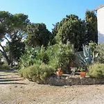 Dom wakacyjny Maison Avec Piscine Et Jacuzzi