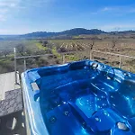 Dom wakacyjny Maison Avec Piscine Et Jacuzzi Rieux-Minervois